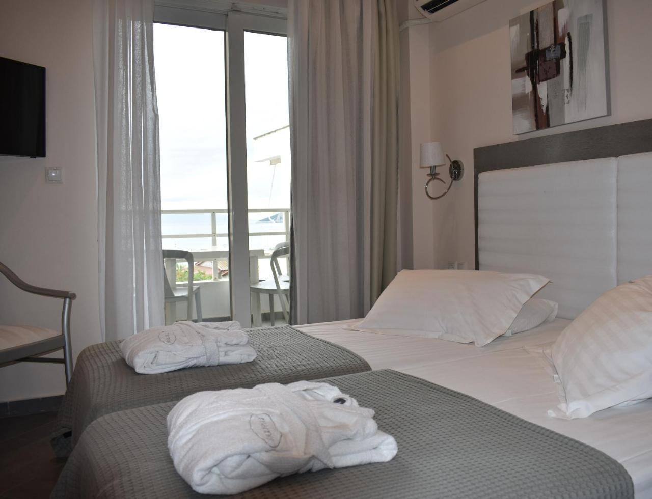 Marinis Boutique Rooms Nea Iraklitsa Exterior foto